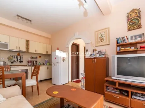 Sale, two bedroom apartment, 57m², Srbina, Herceg Novi - image 10