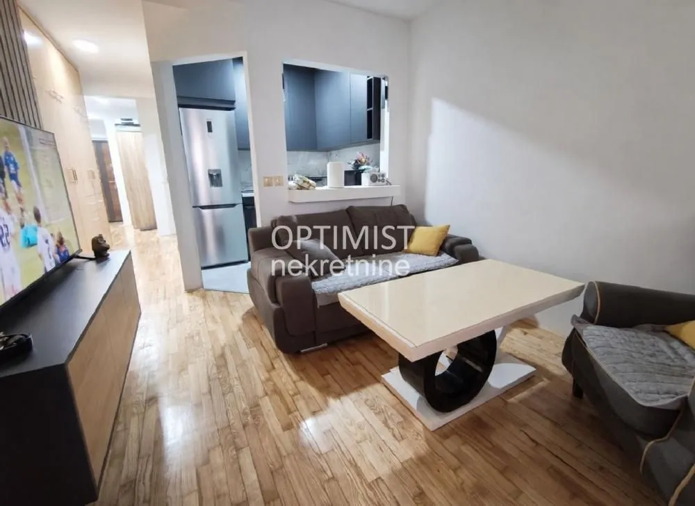 Prodaja, dvosoban stan, 55m², Žarkovo, Beograd