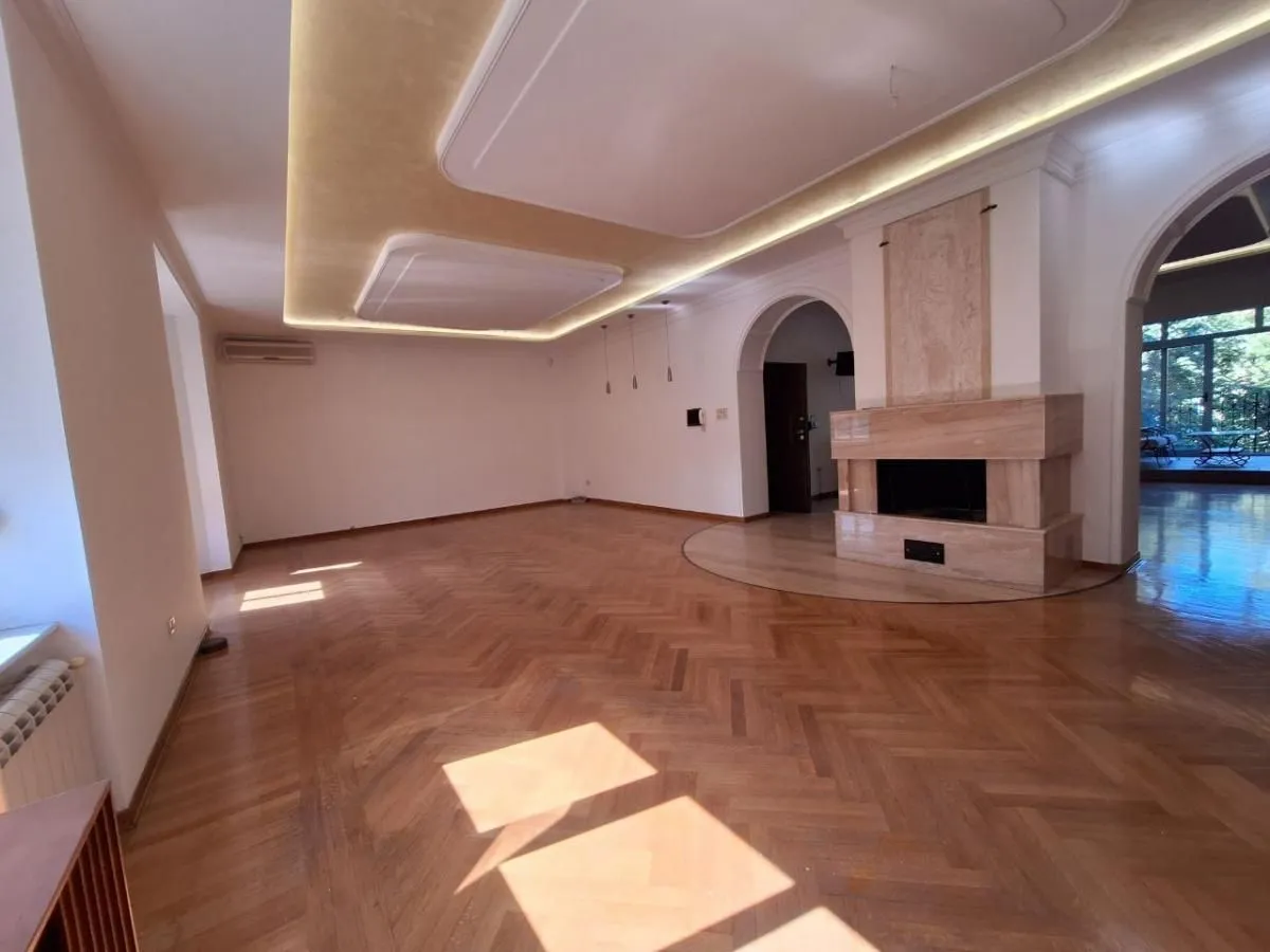 Prodaja, stan, 213m², Centar, Novi Sad