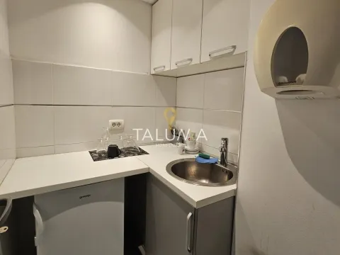 Izdavanje, poslovni prostor, 180m², City Kvart, Podgorica - image 6