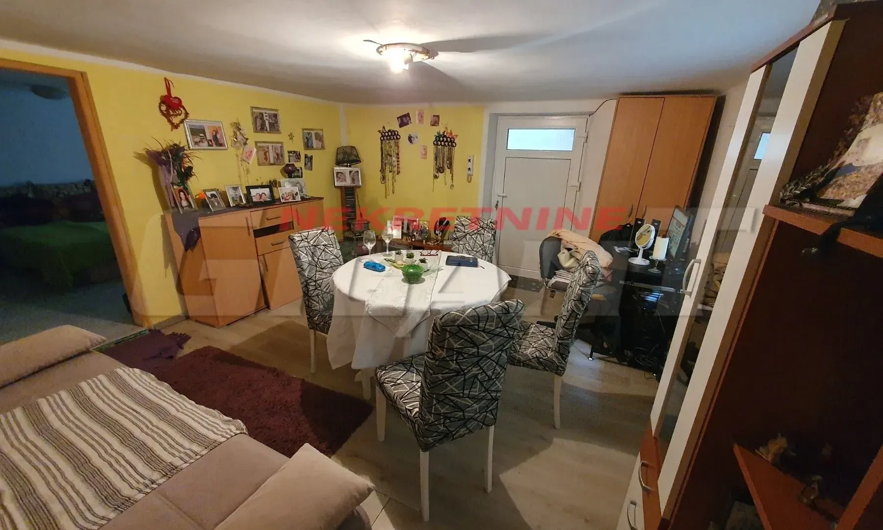 Prodaja, dvosoban stan, 36m², Cvetni Trg, Vračar Sve Podlokacije