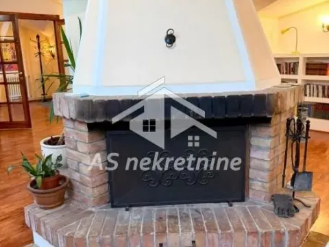 Rent, apartment, 200m², Stari Grad, Beograd - image 5