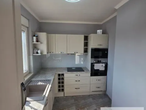 Prodaja, trosoban stan, 66m², Centar, Novi Sad - image 4