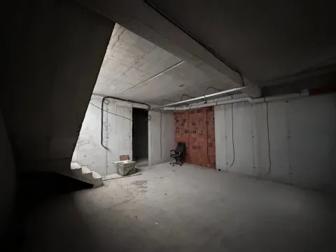 Izdavanje, poslovni prostor, 100m², City Kvart, Podgorica - image 10