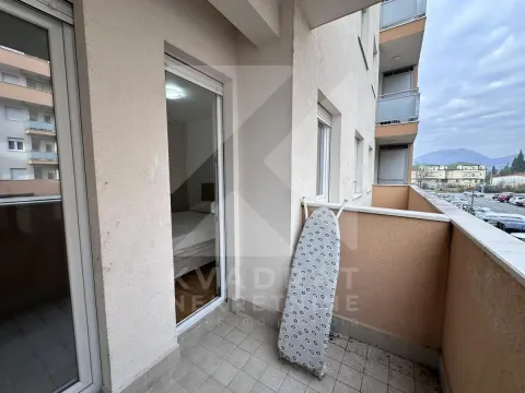 Rent, one bedroom apartment, 43m², City Kej, Podgorica - image 13
