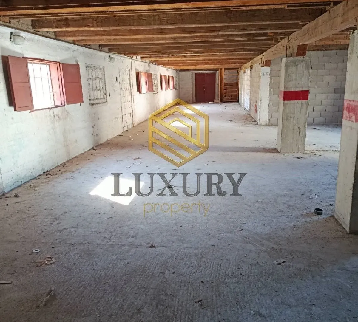 Rent, office space, 300m², Centar, Bar