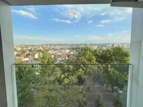 Izdavanje, trosoban stan, 65m², Sajmište, Novi Sad - image 9