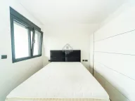 Izdavanje, trosoban stan, 130m², Dalmatinska ulica, Podgorica - image 12