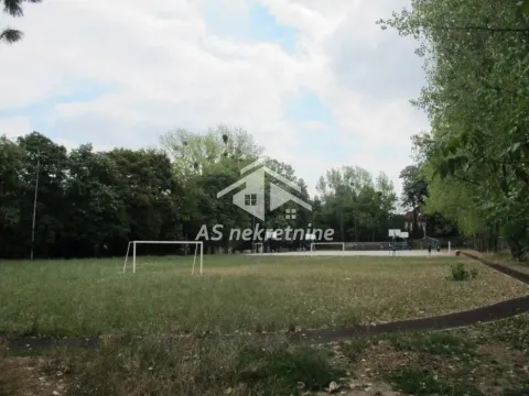 Izdavanje, trosoban stan, 90m², Savski Venac, Beograd - image 14