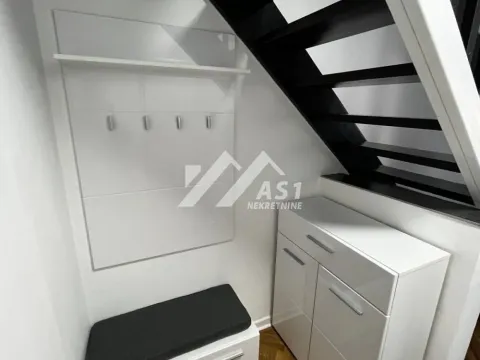 Izdavanje, trosoban stan, 92m², Grbavica, Novi Sad Sve Podlokacije - image 3