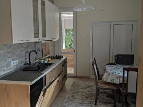 Izdavanje, dvosoban stan, 96m², Centar, Podgorica - image 9