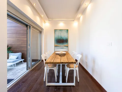 Sale, two bedroom apartment, 82m², Dobrota, Kotor - image 5