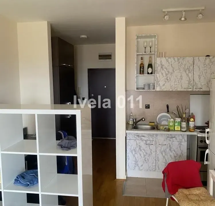Prodaja, stan, 27m², Vojvode Vlahovica, Beograd