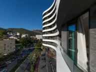 Rent, two bedroom apartment, 100m², Budva, Crna Gora - image 3