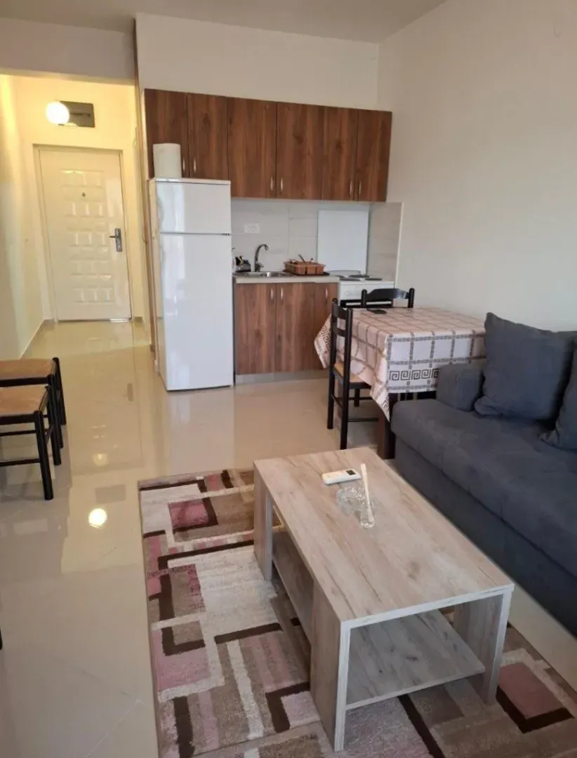 Rent, studio apartment, 30m², Centar, Bar