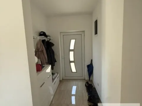 Prodaja, kuća, 90m², Centar, Stara Pazova - image 4