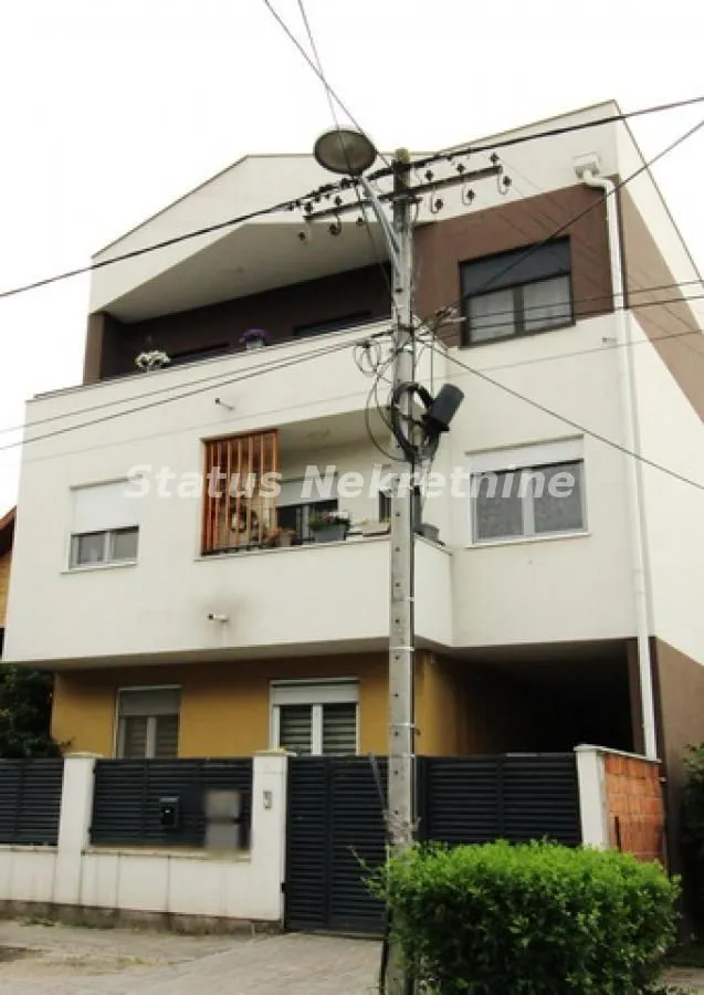Prodaja, četvorosoban stan, 155m², Telep, Novi Sad Sve Podlokacije