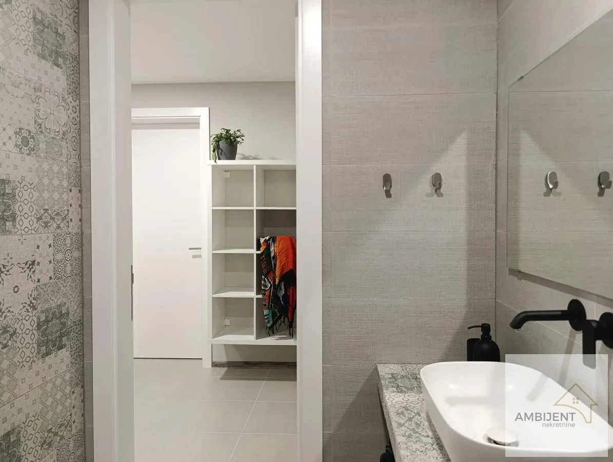 Sale, house, 600m², Sopot, Beograd