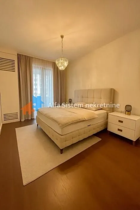 Rent, three bedroom apartment, 120m², Savski Venac, Beograd