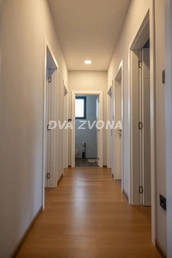 Prodaja, stan, 309m², Bulevar Evrope, Novi Sad Sve Podlokacije