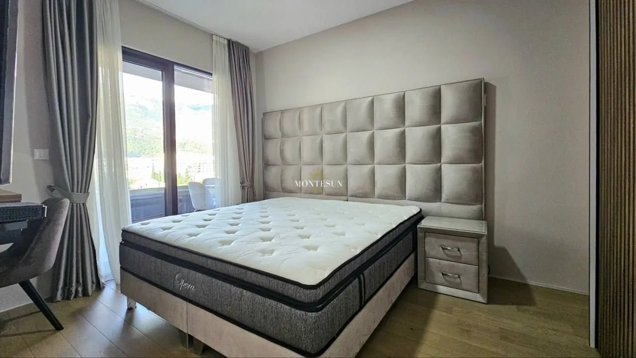 Rent, two bedroom apartment, 69m², Centar, Budva