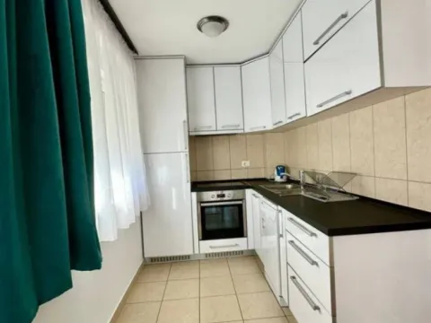 Rent, two bedroom apartment, 70m², Budva, Crna Gora - image 3