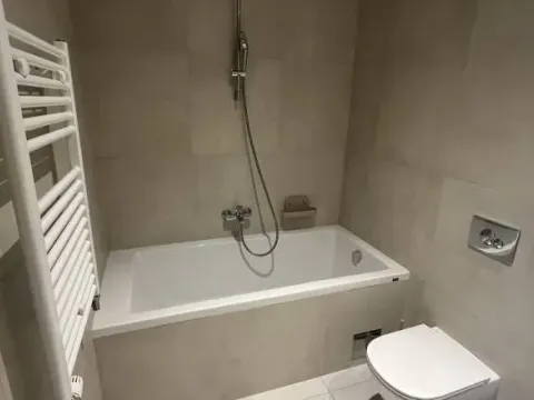 Izdavanje, trosoban stan, 79m², Beograd Na Vodi, Beograd - image 5