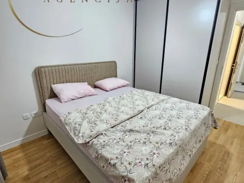 Rent, one bedroom apartment, 40m², Pobrežje, Podgorica - image 7