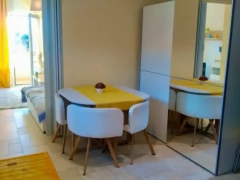 Izdavanje, jednosoban stan, 34m², Čeluga, Bar - image 6