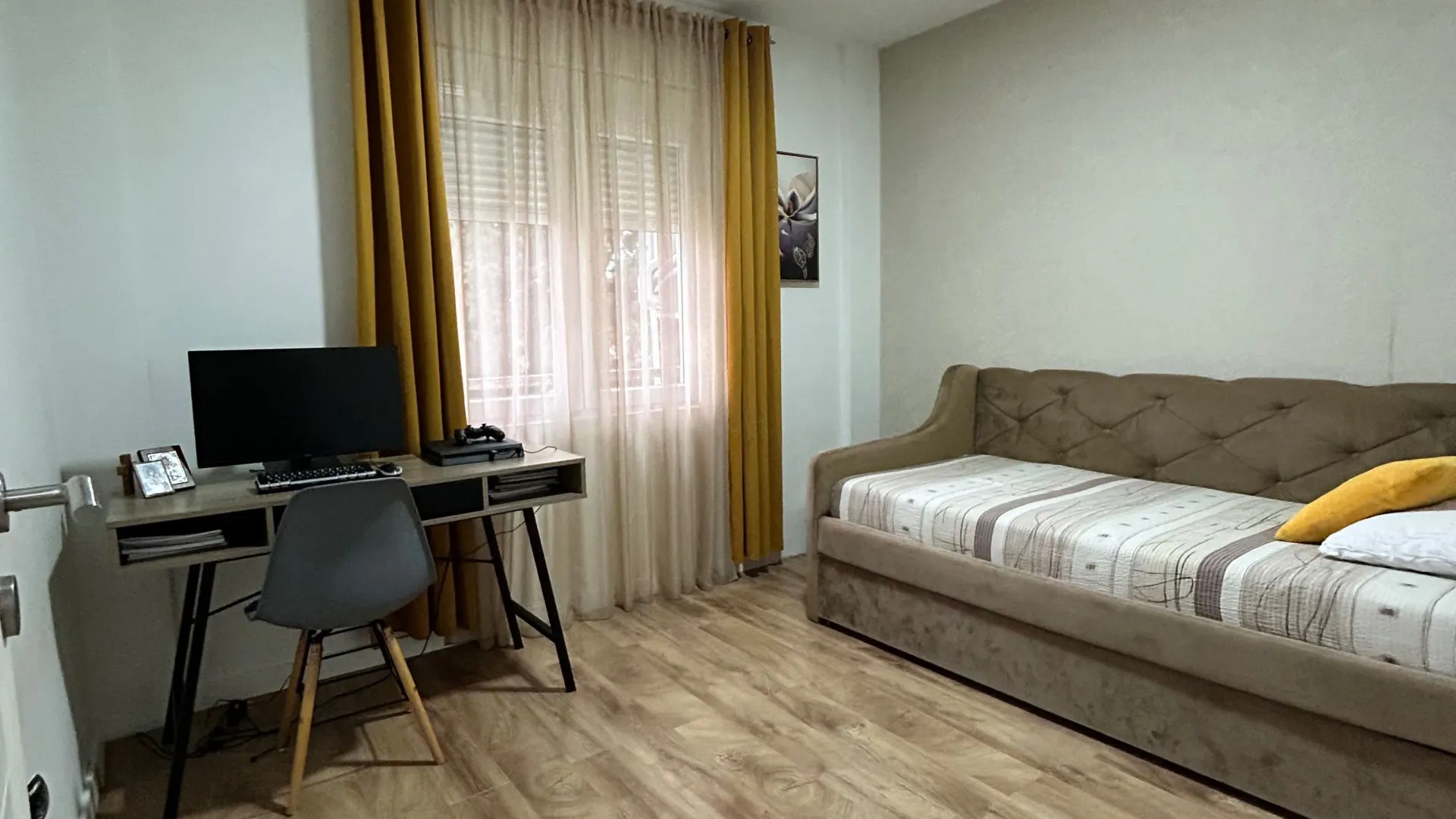 Sale, two bedroom apartment, 44m², Centar, Bar