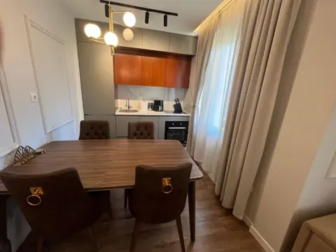 Prodaja, jednosoban stan, 40m², Dalmatinska ulica, Podgorica - image 9