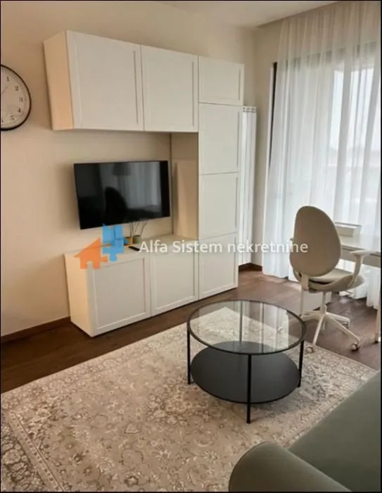 Izdavanje, dvosoban stan, 50m², Stari Grad, Beograd