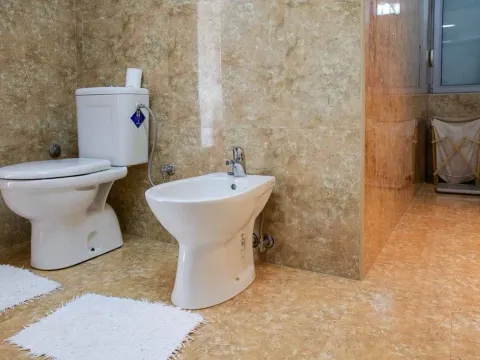 Prodaja, kuća, 212m², Budva, Crna Gora - image 18