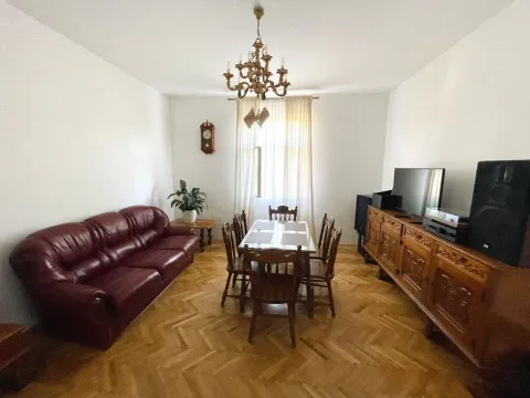 Sale, house, 250m², Radovići, Tivat - image 9