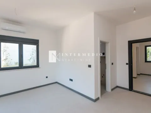Prodaja, garsonjera, 22m², Kumbor, Herceg Novi - image 3