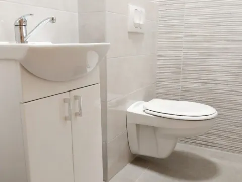 Izdavanje, poslovni prostor, 120m², Centar, Podgorica - image 9