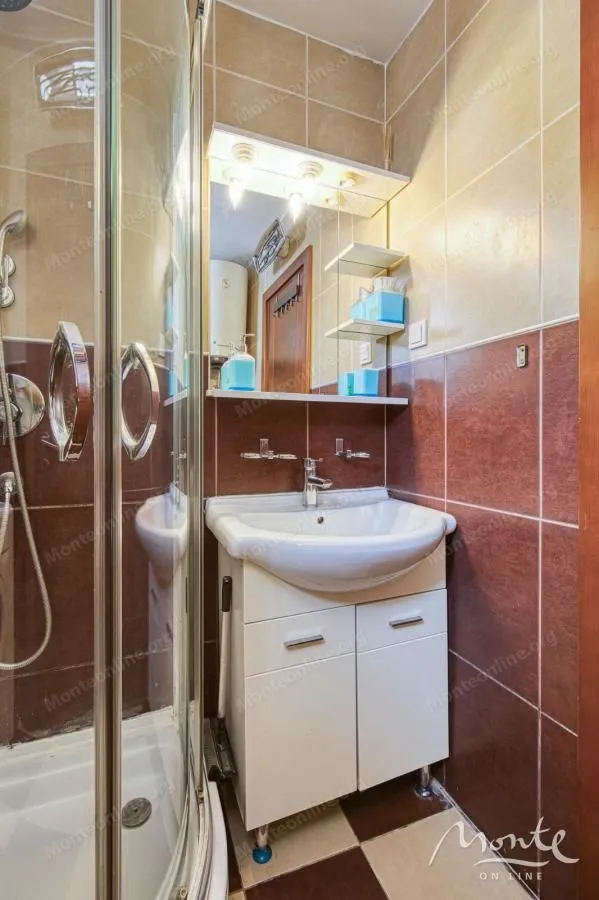 Prodaja, jednosoban stan, 40m², Budva, Crna Gora