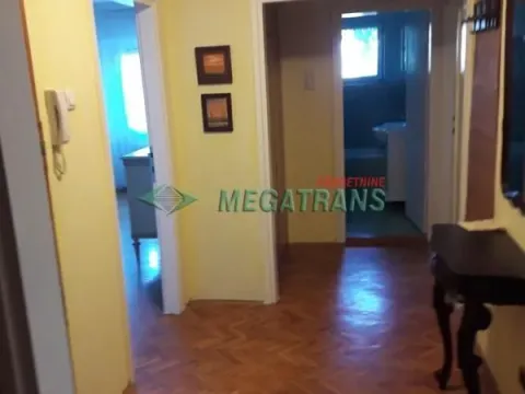 Izdavanje, trosoban stan, 100m², Centar, Novi Sad - image 17