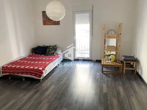 Rent, four bedroom apartment, 120m², Stari Grad, Beograd - image 16
