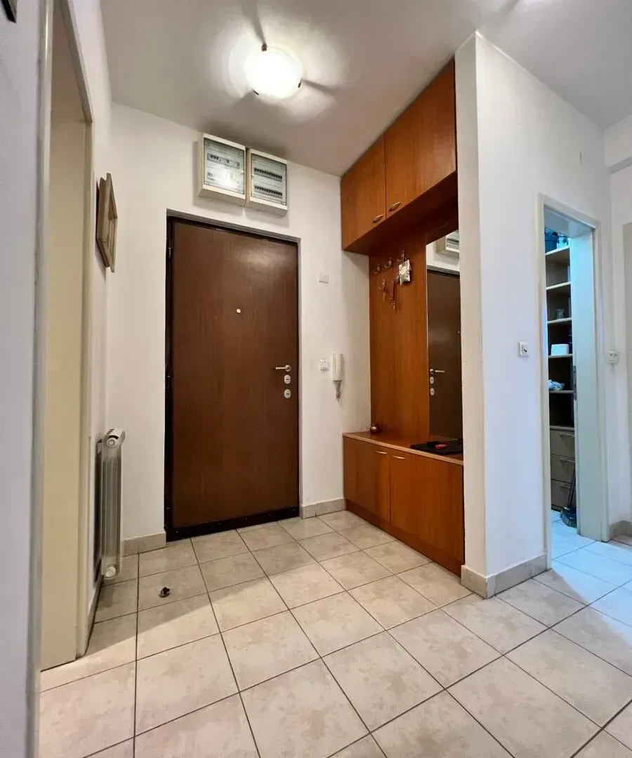 Rent, two bedroom apartment, 71m², Preko Morače, Podgorica