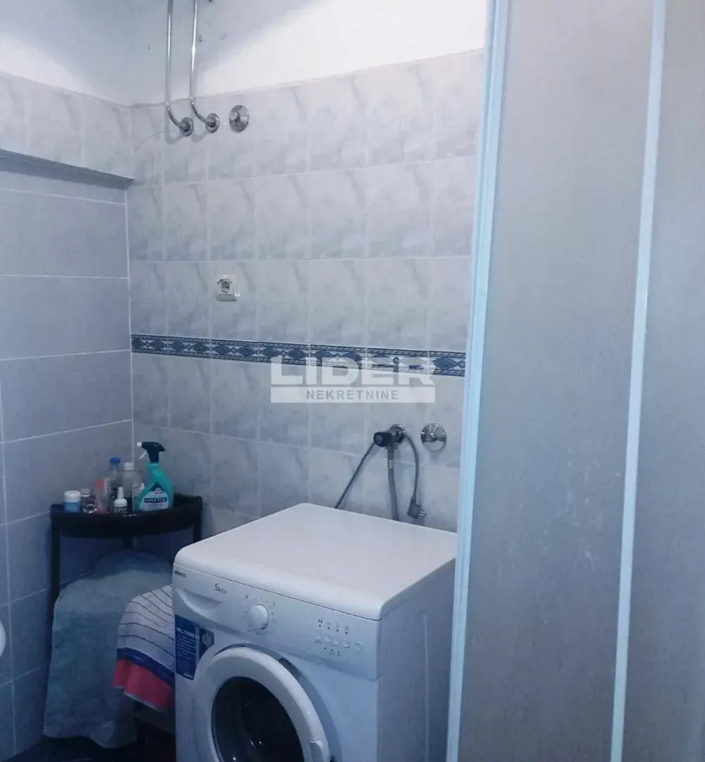 Sale, three bedroom apartment, 61m², Stari Grad, Beograd