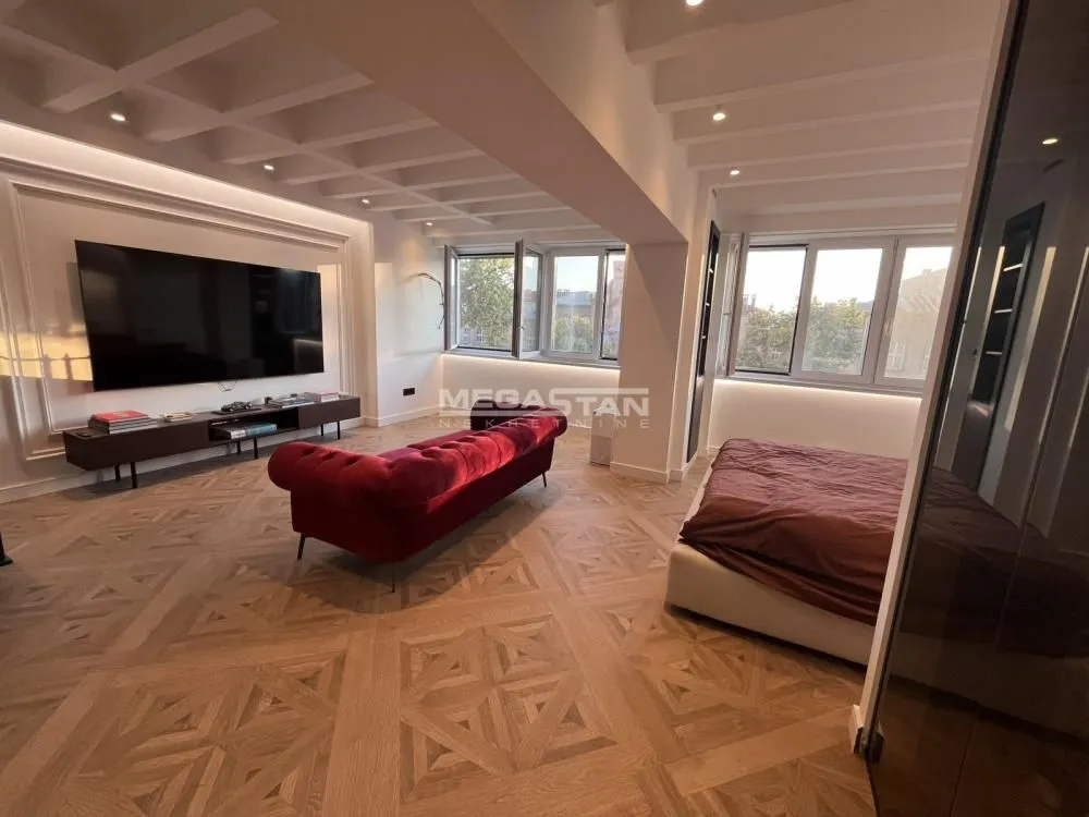Prodaja, jednosoban stan, 38m², Stari Grad, Beograd