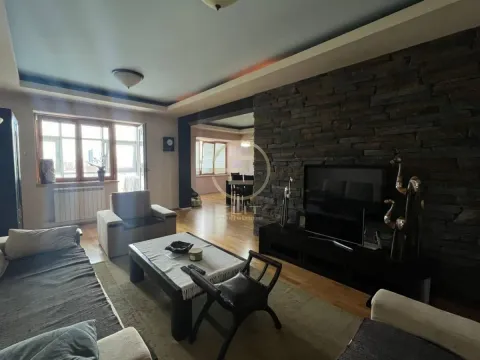 Sale, four bedroom apartment, 134m², Bulevar Oslobodjenja, Novi Sad Sve Podlokacije - image 2