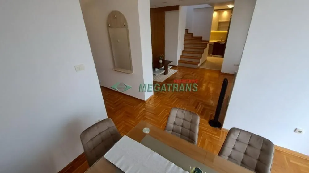 Izdavanje, četvorosoban stan, 103m², Grbavica, Novi Sad Sve Podlokacije