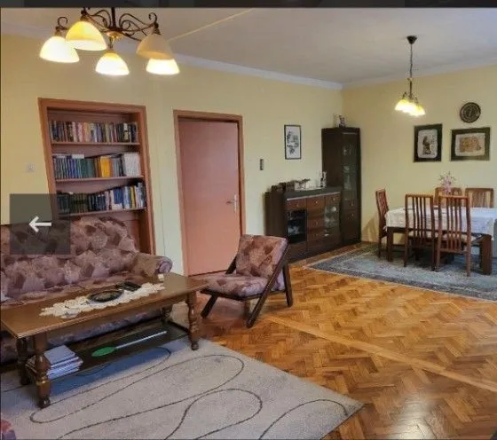 Prodaja, dvosoban stan, 140m², Centar, Podgorica