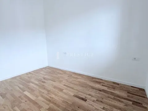 Prodaja, jednosoban stan, 45m², Tološi, Podgorica - image 5