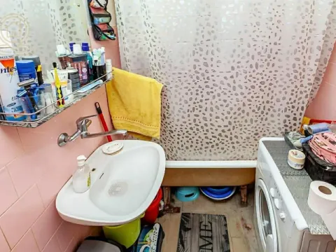 Sale, two bedroom apartment, 59m², Medijana, Niš - image 11