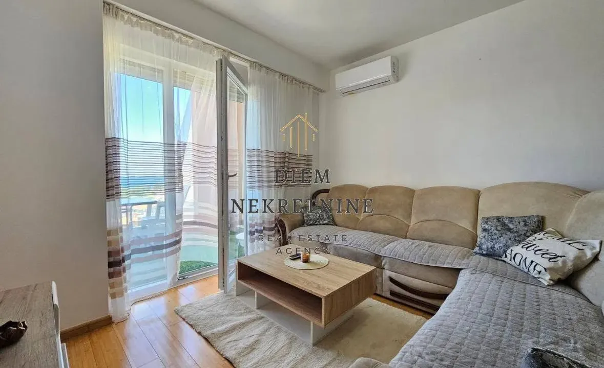 Rent, one bedroom apartment, 43m², Ilino, Bar