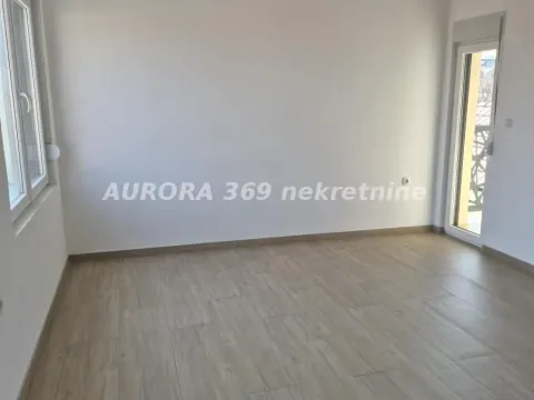 Sale, three bedroom apartment, 58m², Ruma, Srbija - image 6