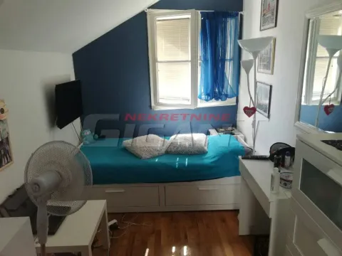 Sale, house, 109m², Zemun Meandri, Zemun Sve Podlokacije - image 7